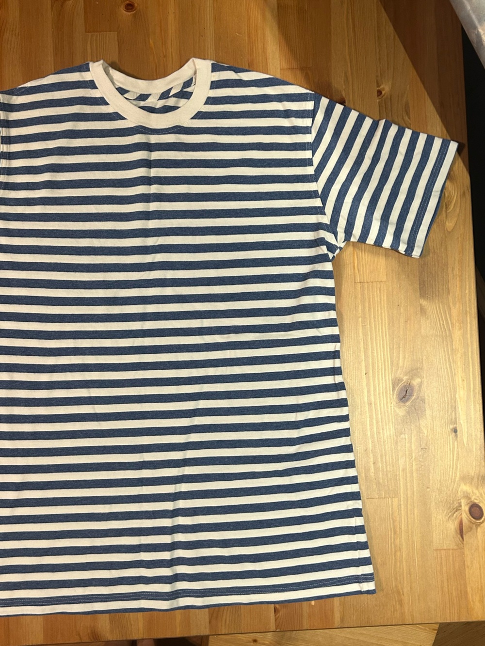 Striped Short Sleeve Tee in Navy and White
